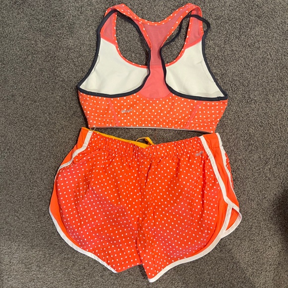 New Balance | Orange Polka Dot Sports Bra and Shorts Set - Picture 2 of 4